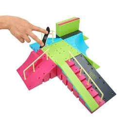 Tech Deck Neon Mega Ramp 5 Tech Deck Neon Mega Ramp -LOL Surprise winkel 0778988416600 5