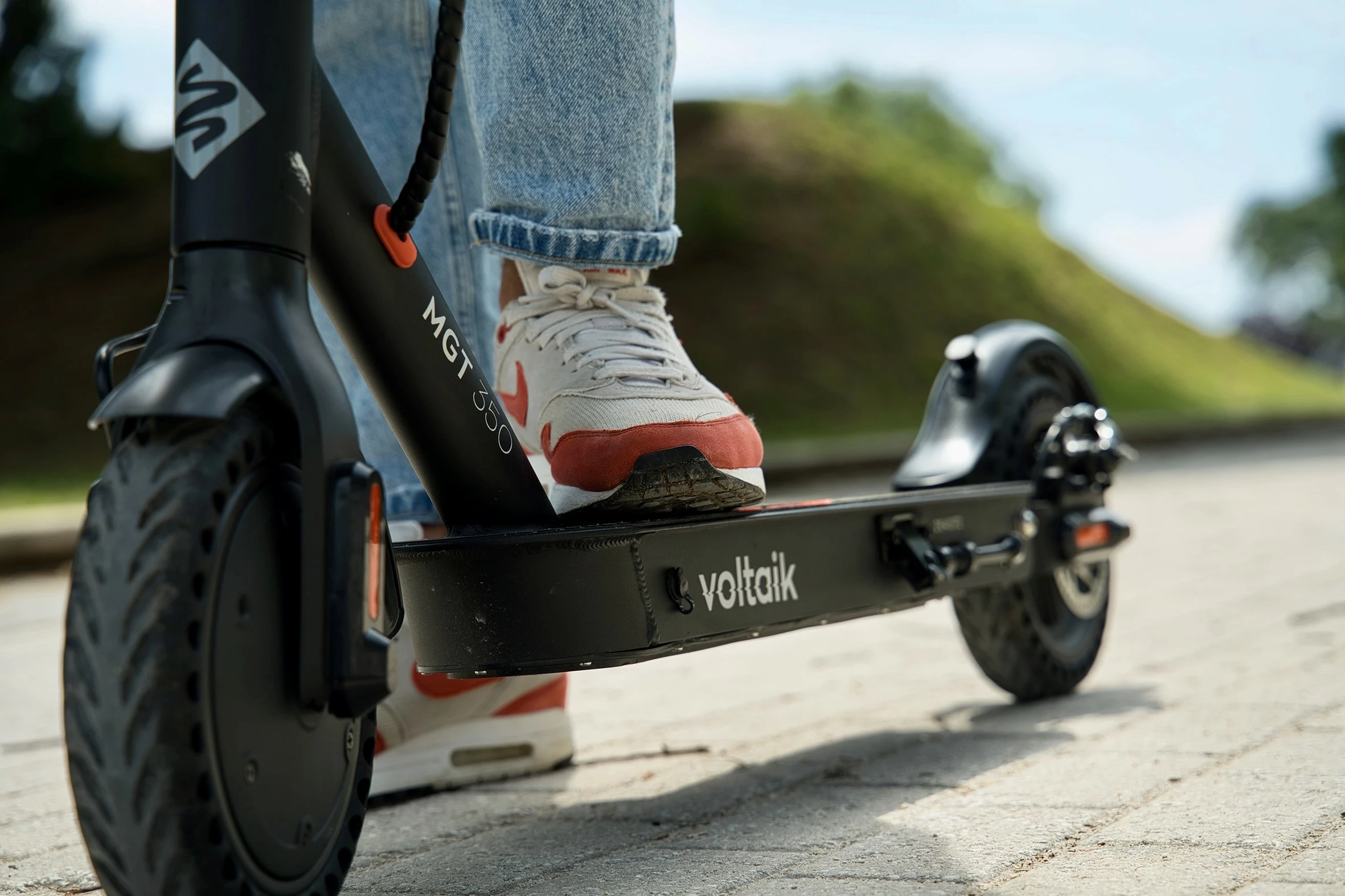 Street Surfing Voltaik Scooter MGT 350W Zwart Street Surfing Voltaik Scooter MGT 350W Zwart -LOL Surprise winkel 0813398026435 5