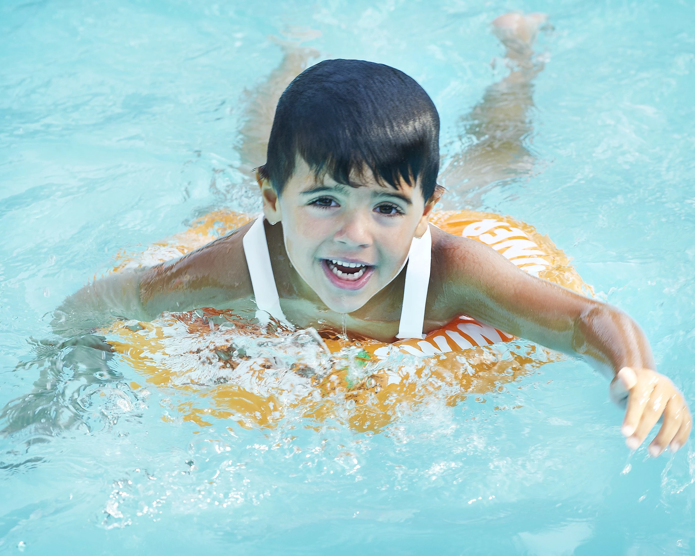 Swimtrainer Classic Oranje 15-30kg Swimtrainer Classic Oranje 15-30kg -LOL Surprise winkel 4039184102206 4