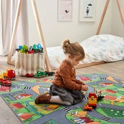 Stratentapijt Village 140×200 -LOL Surprise winkel 5413928806114 5